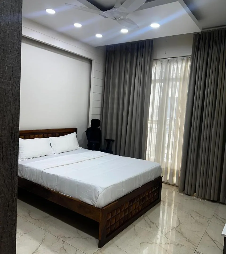 Apartment The Room, Central Park 2 Gurgaon
